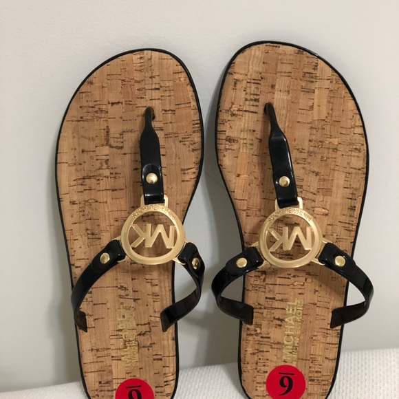 🌟New Authentic Mk black sandals🌟 - Picture 5 of 6